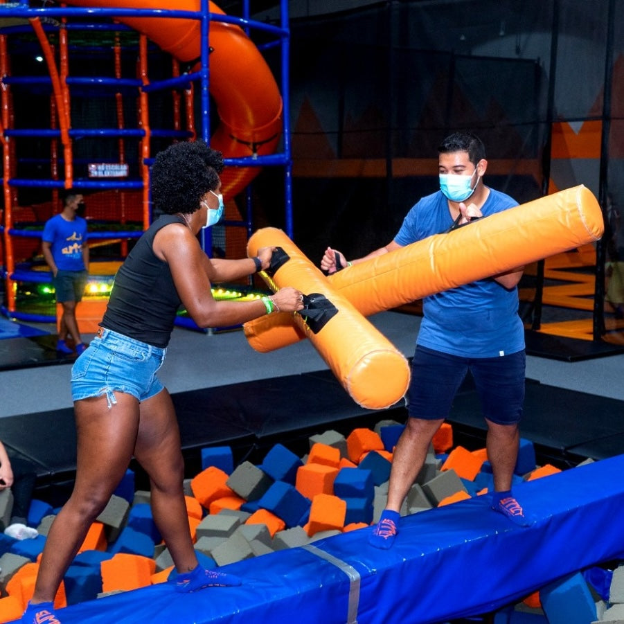 2x1 en Summit Trampoline Park para 2 Personas + 2 Pop Corns por $20