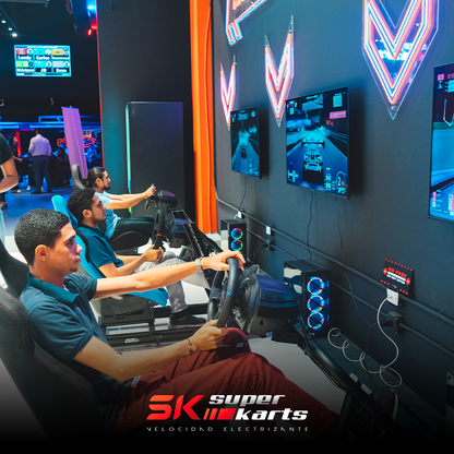 1 Carrera Completa + 8 Minutos de Racing Simulator por $15 en Super Karts