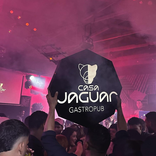 Paga $20 y Consume $40 + Discoteca Incluida en Casa Jaguar